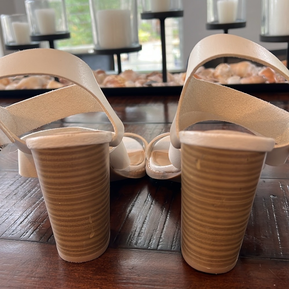 Cream Sandals - Picture 3 of 5